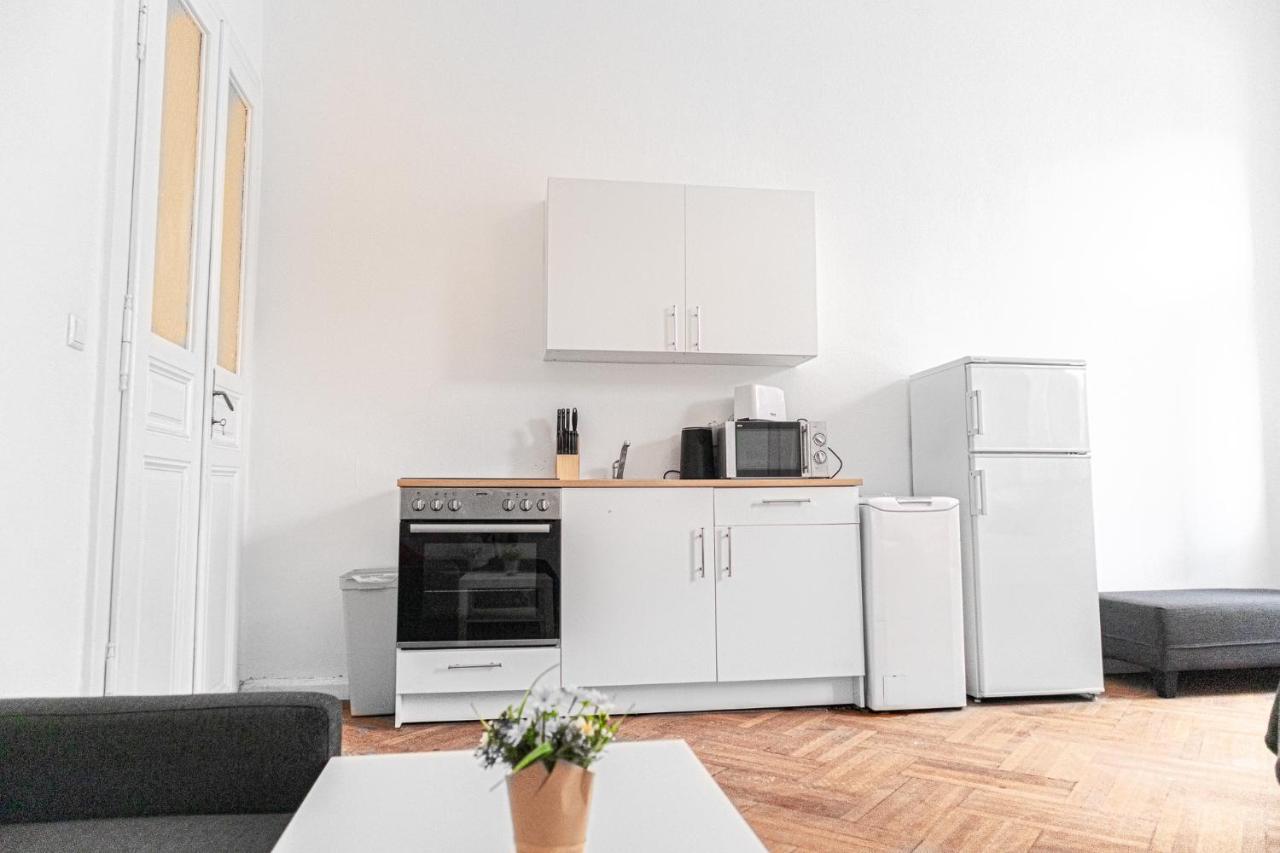 Classy 2Br Apt. W/ Exclusive Location Near Akh Wien Exteriör bild